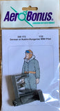 320 173 German or Austro-Hungarian WWI Pilot 1/32 by AEROBONUS